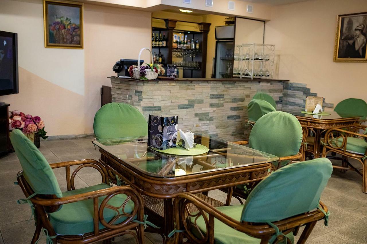 Hotel Edem كاراغاندي المظهر الخارجي الصورة