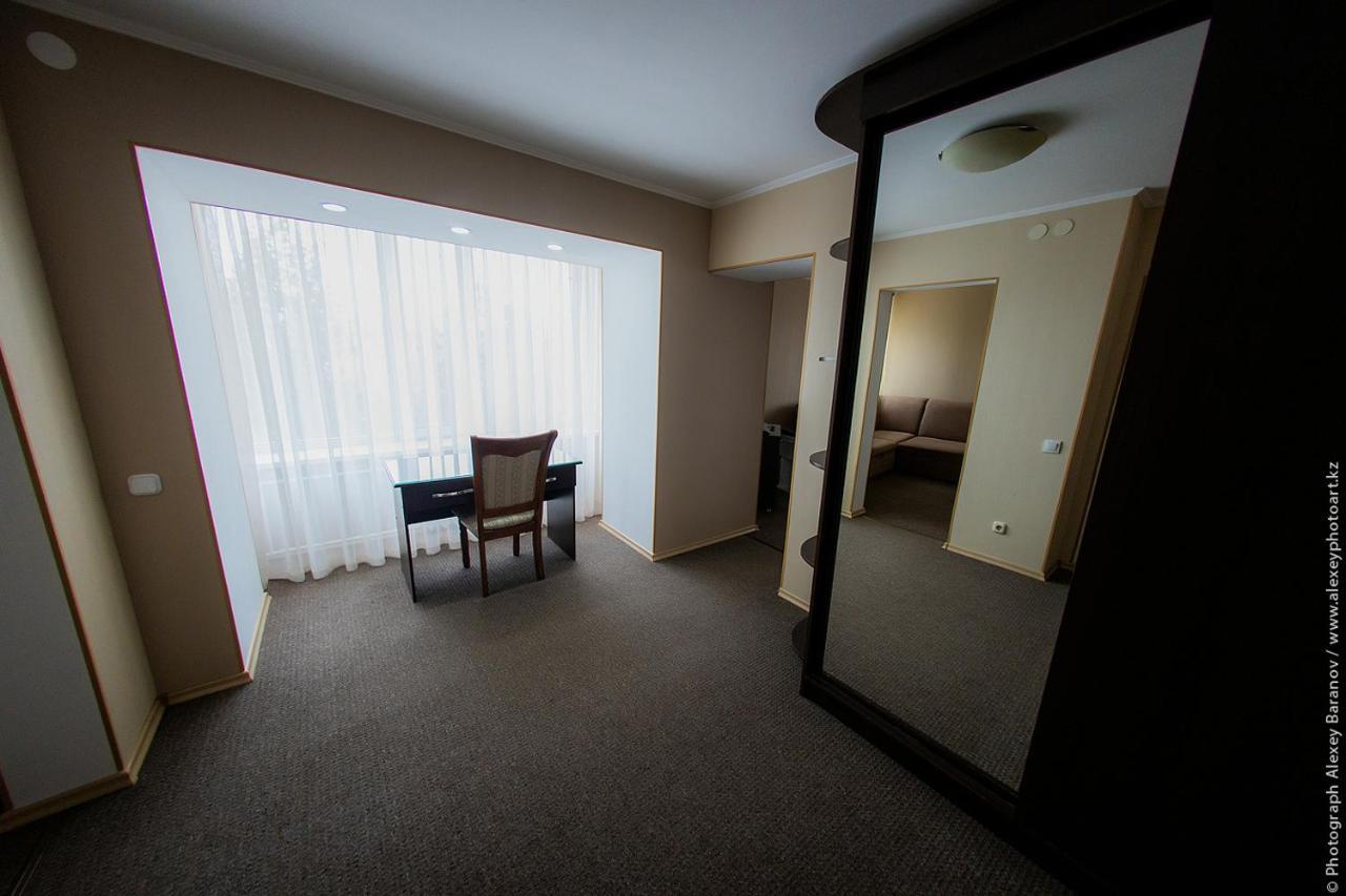 Hotel Edem كاراغاندي المظهر الخارجي الصورة